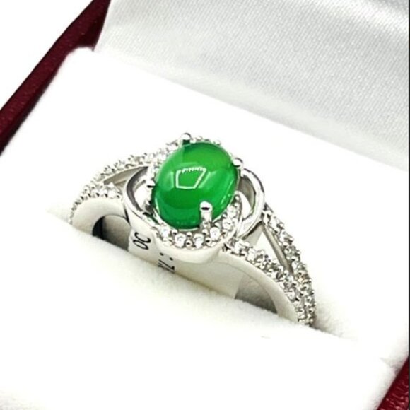 Jewelry - Sterling Silver Ring - Natural Green Onyx (1.4CT) - With Professional Appraisal